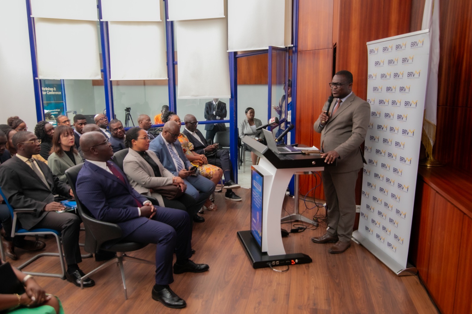 Photo de la conférence de presse du bilan 2025 de la BRVM