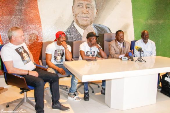 Le champion DOUMBIA YOUSSOUF fait un important Don aux clubs de Boxe d’Abidjan