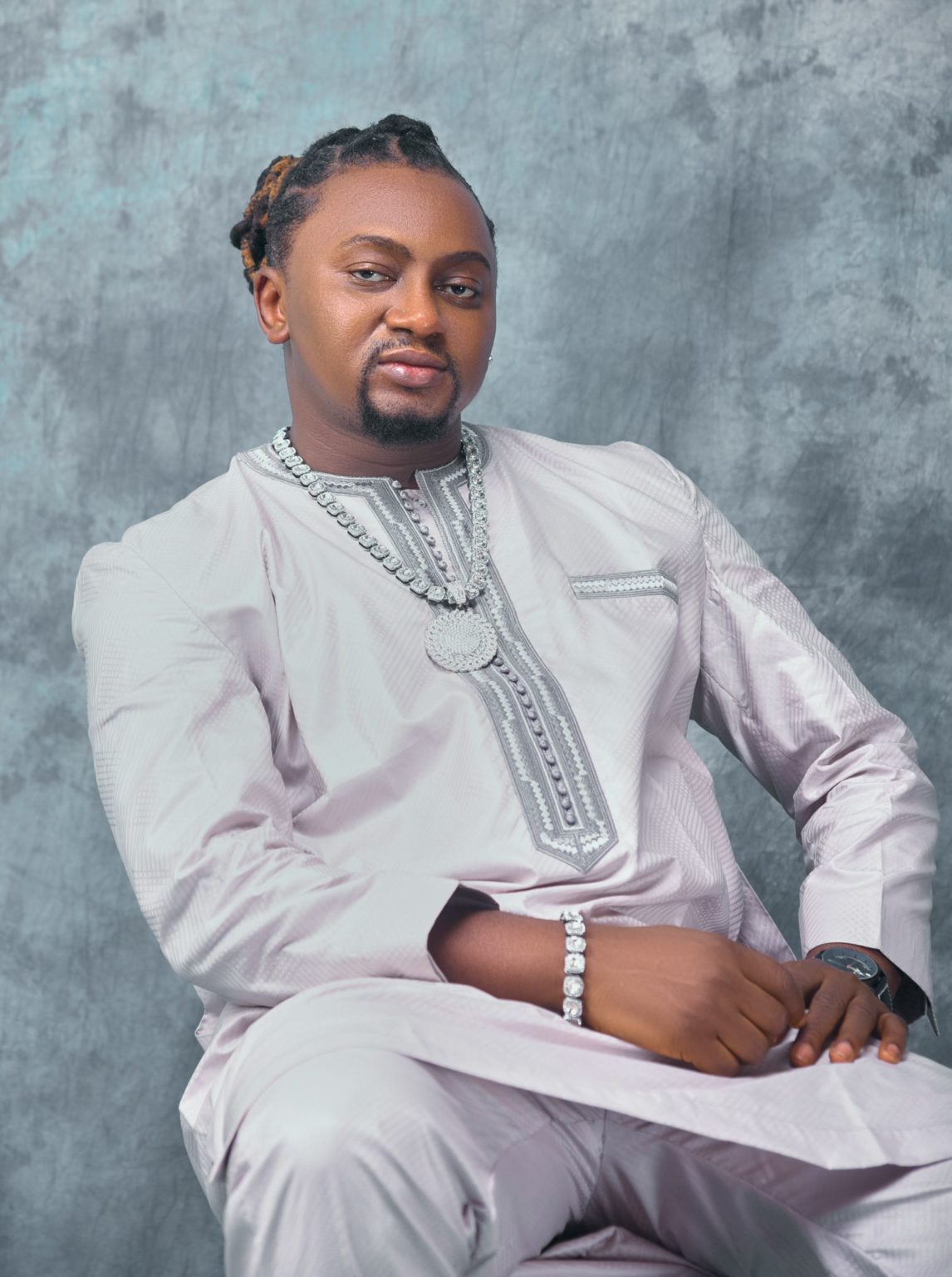 [Musique] Qui est donc AZAYA ? Seraitil devenu le Messi de la musique